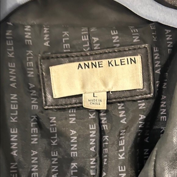Anne Klein Leather Coat Size Large - Picture 2 of 4